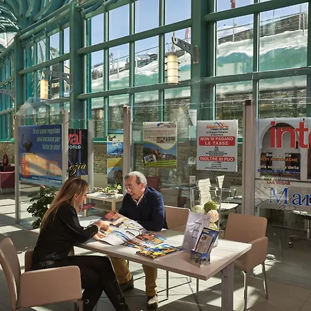 Th - Villaggio Olimpico Сестриере