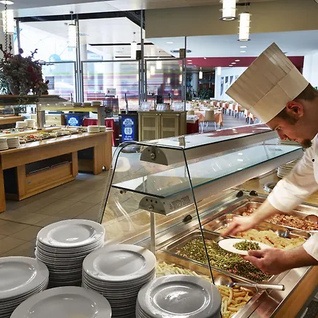 Th - Villaggio Olimpico 4* Сестриере