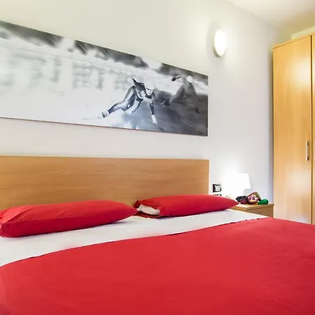 Apartahotel Th - Villaggio Olimpico 4*