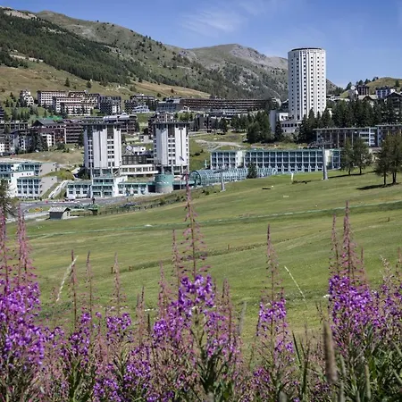 Th - Villaggio Olimpico 4*