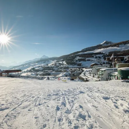 Apartahotel Th - Villaggio Olimpico Colle Sestriere