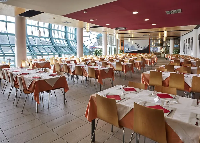 Th - Villaggio Olimpico 4*