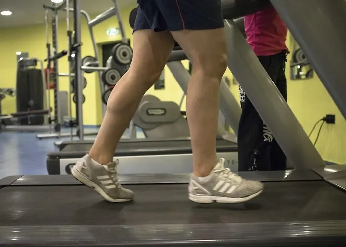 Th - Villaggio Olimpico 4*